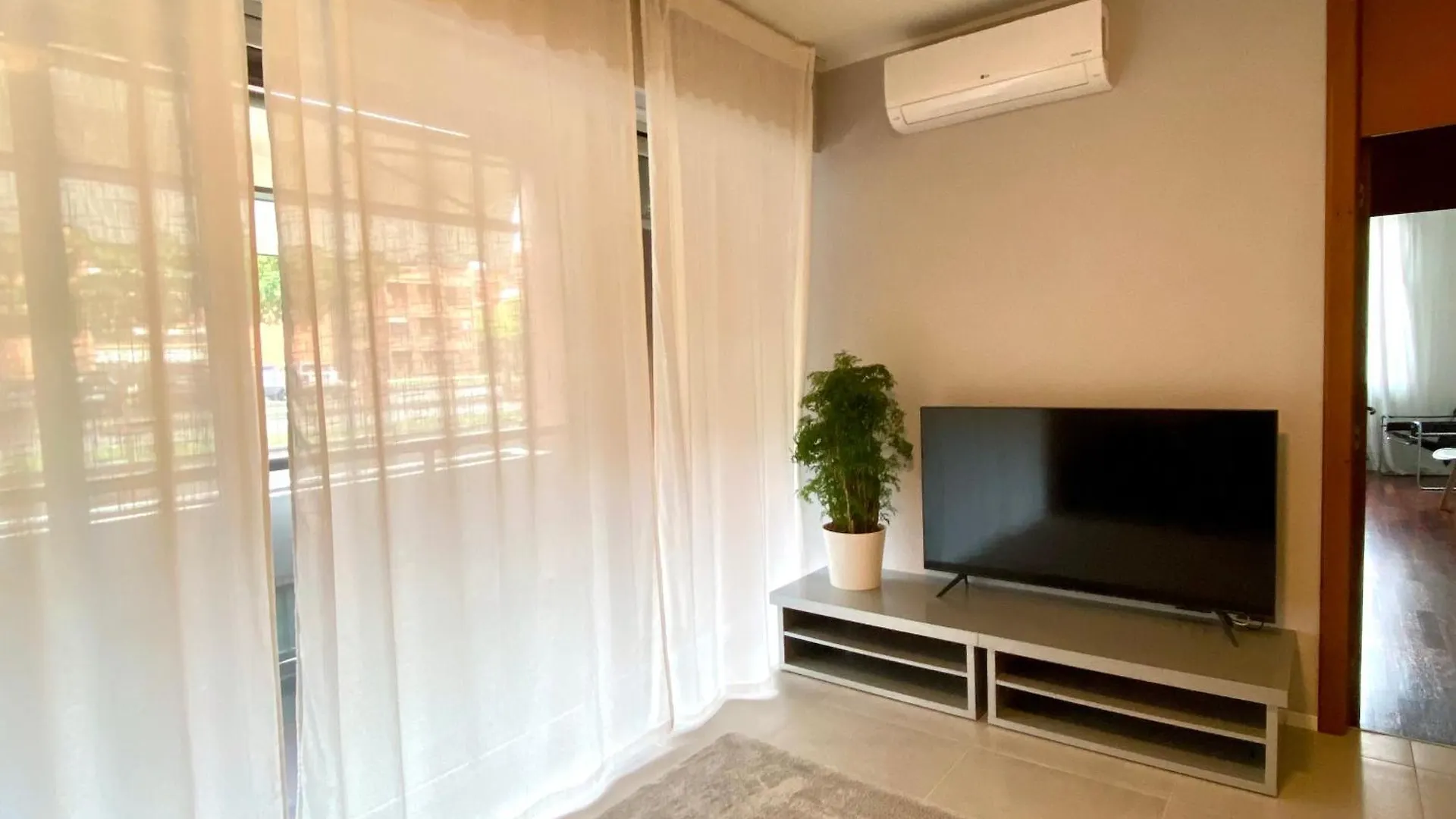 Oliver Apartment Basiglio