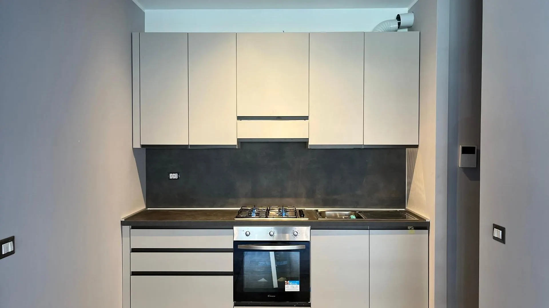 Oliver Apartment Basiglio İtalya